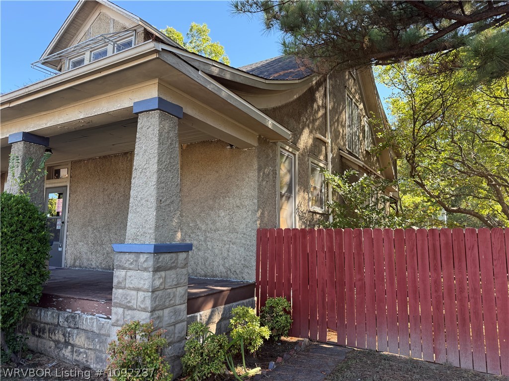 main property photo 19