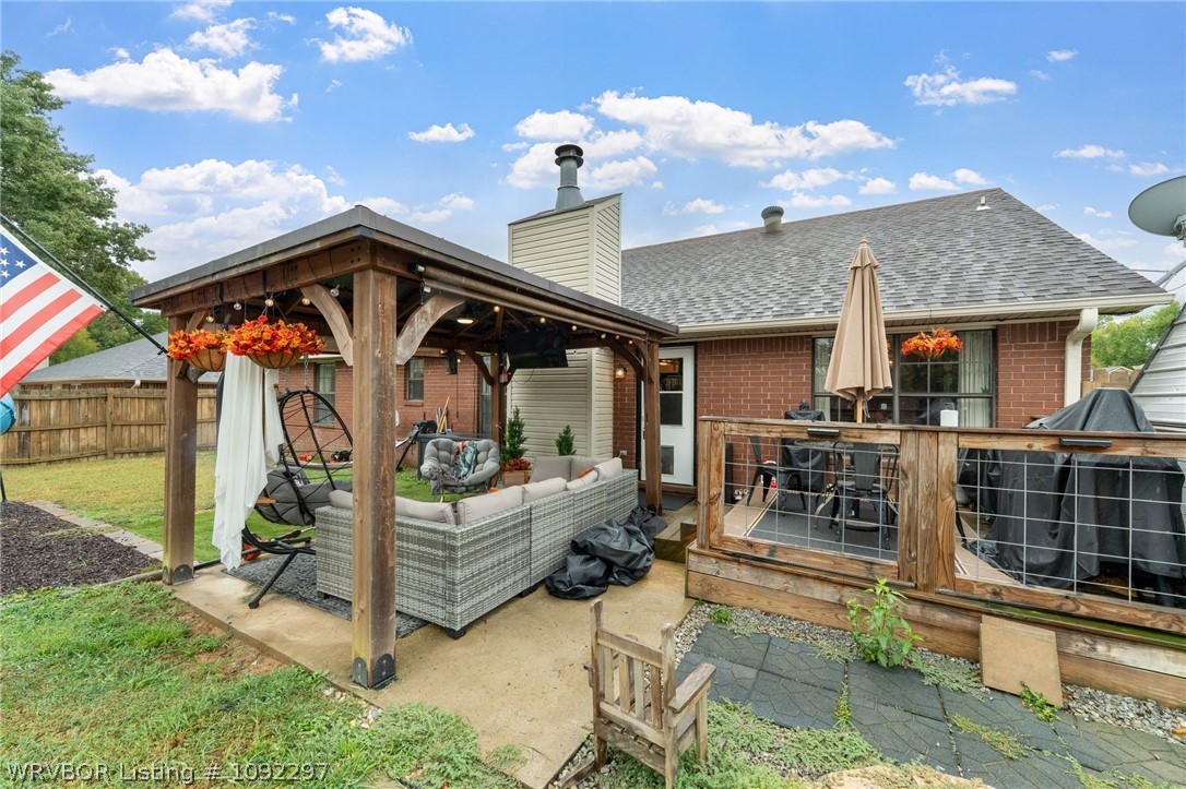 main property photo 23