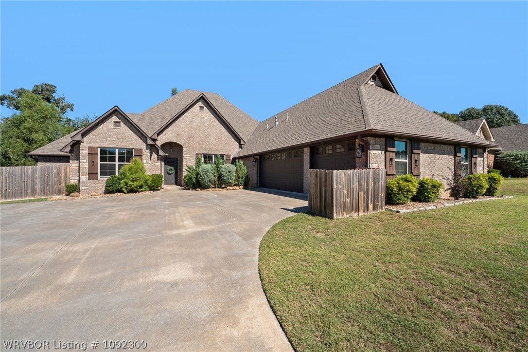 main property photo 6