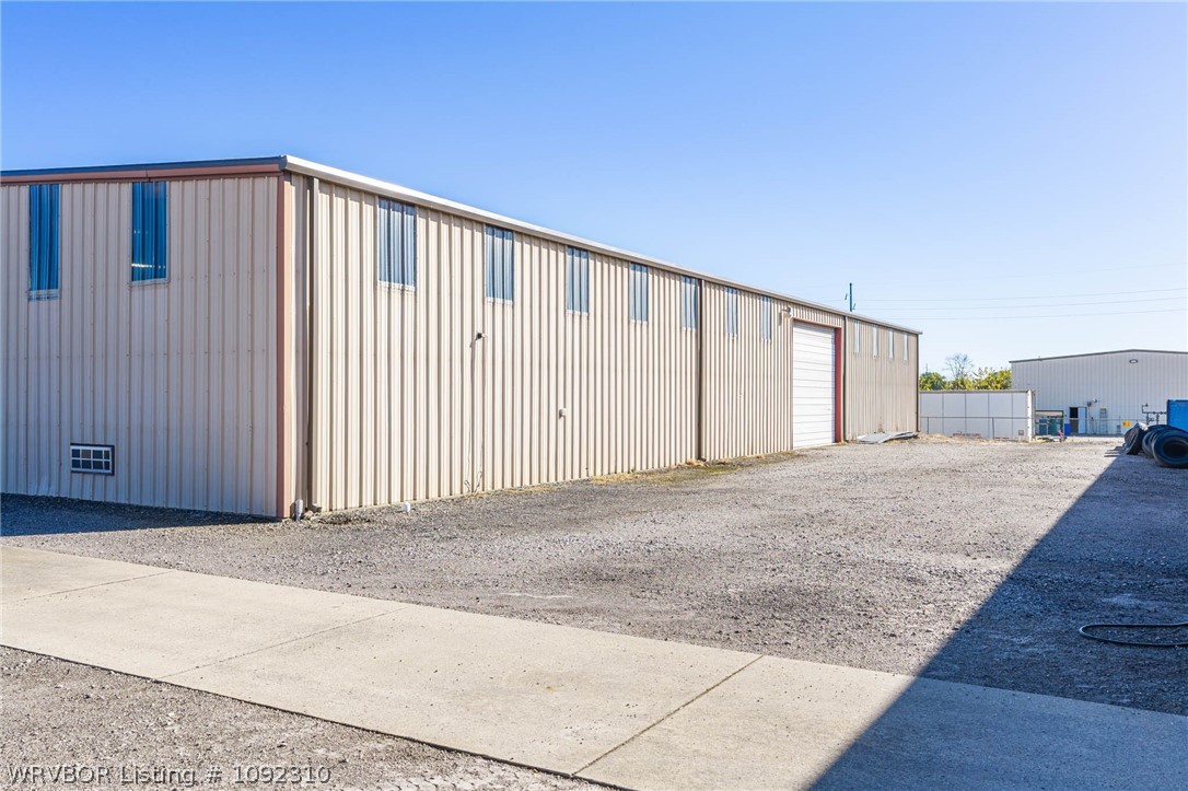 main property photo 12