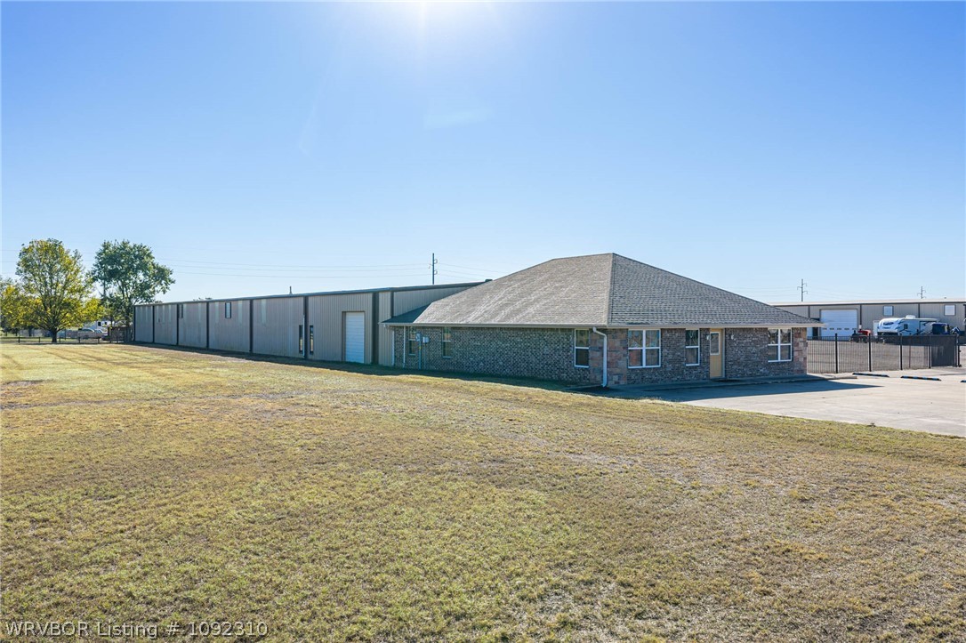 main property photo 4