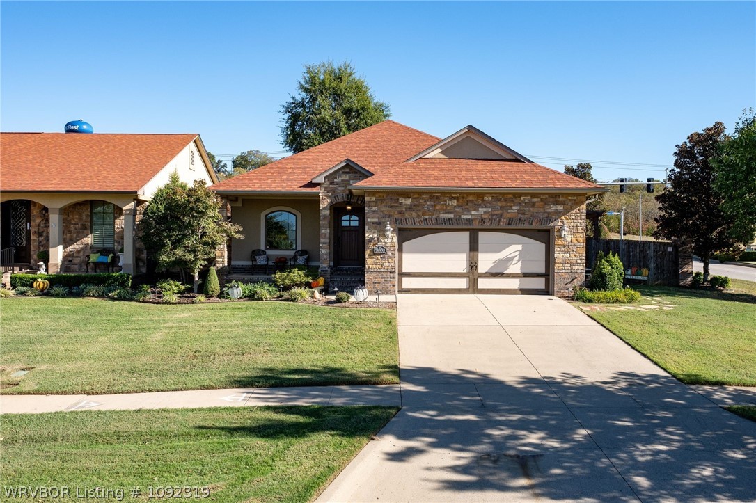 main property photo 5
