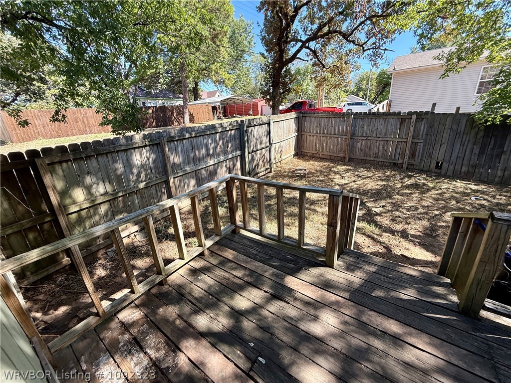 main property photo 28