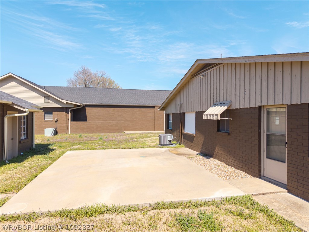 main property photo 29