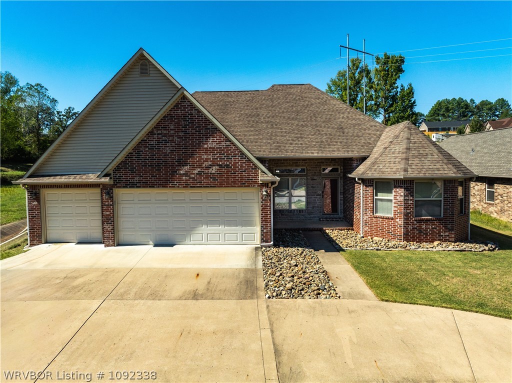 main property photo 0