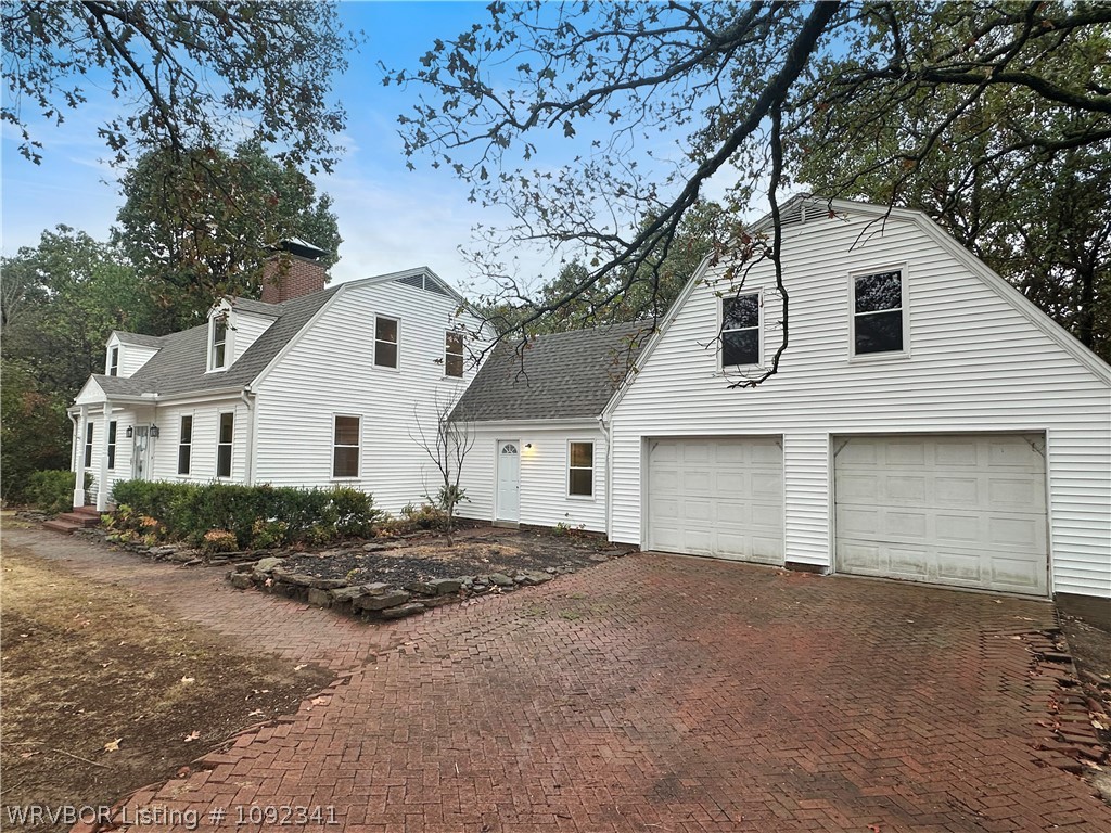main property photo 4