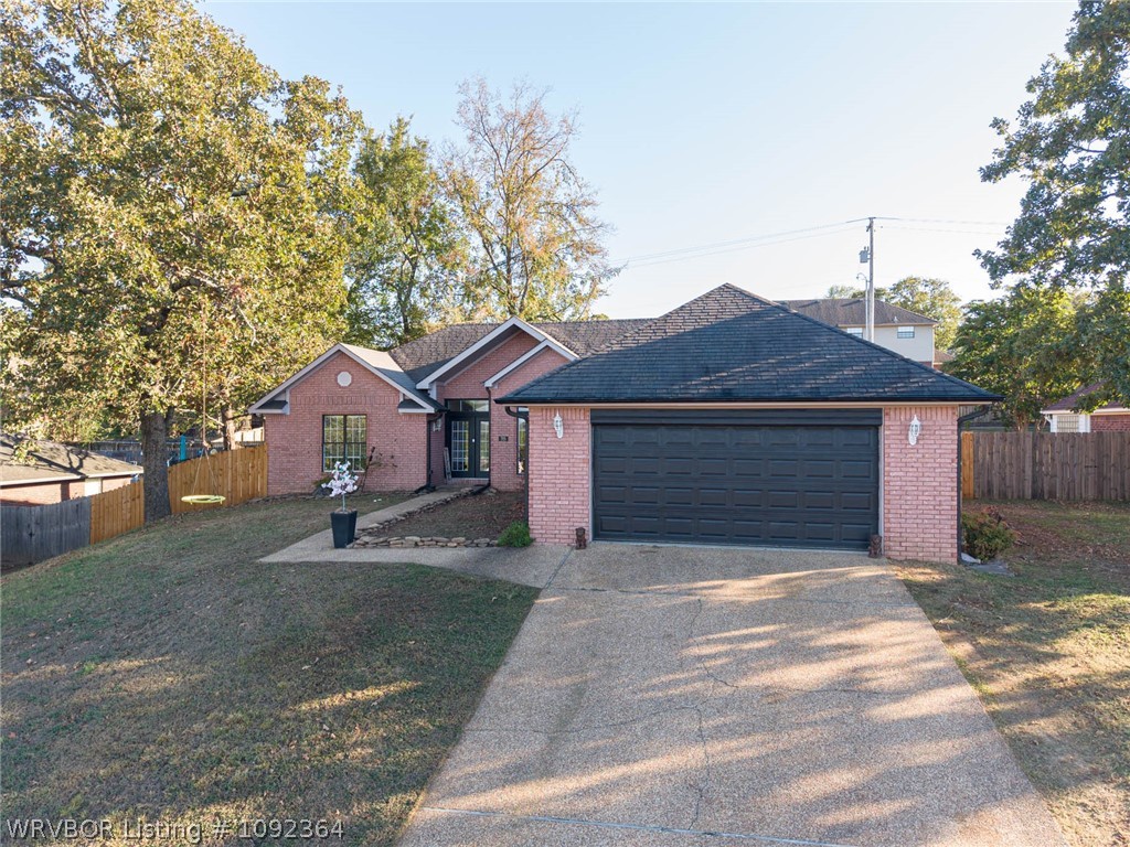 main property photo 0