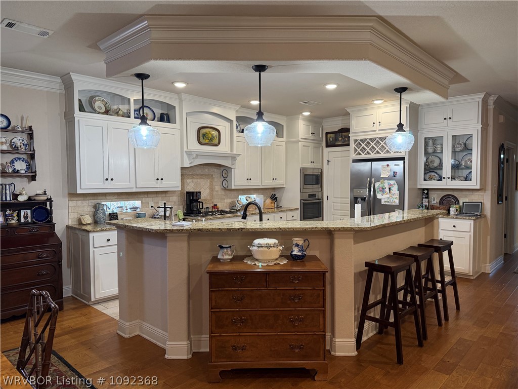 main property photo 7