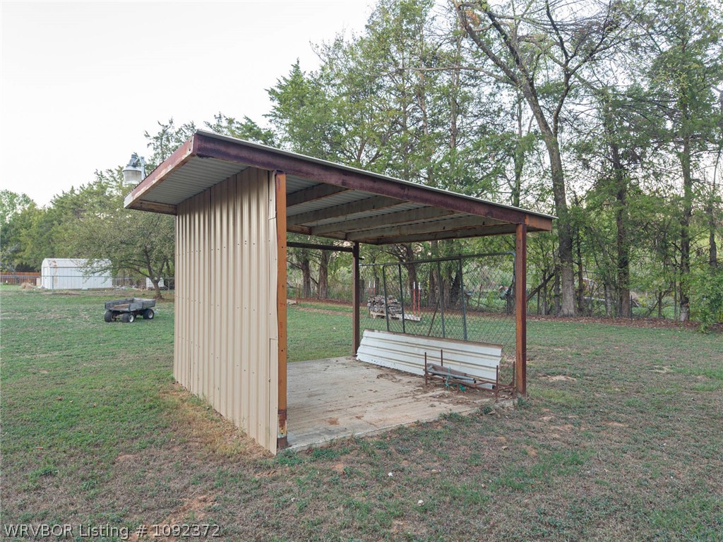 main property photo 35