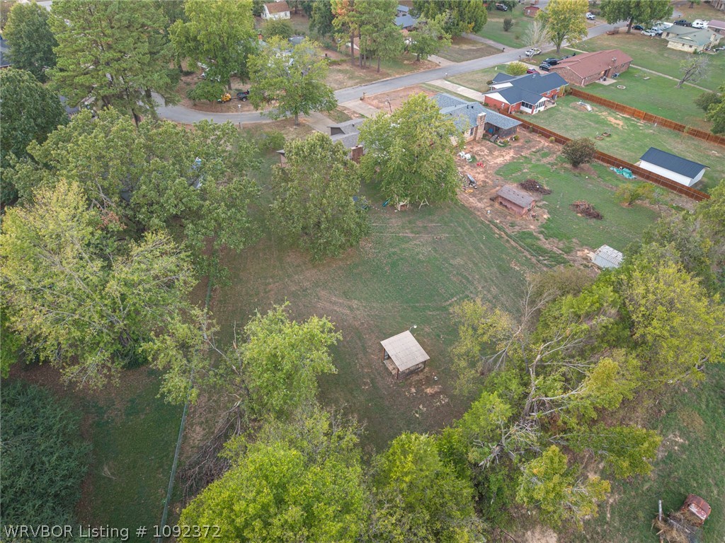 main property photo 40