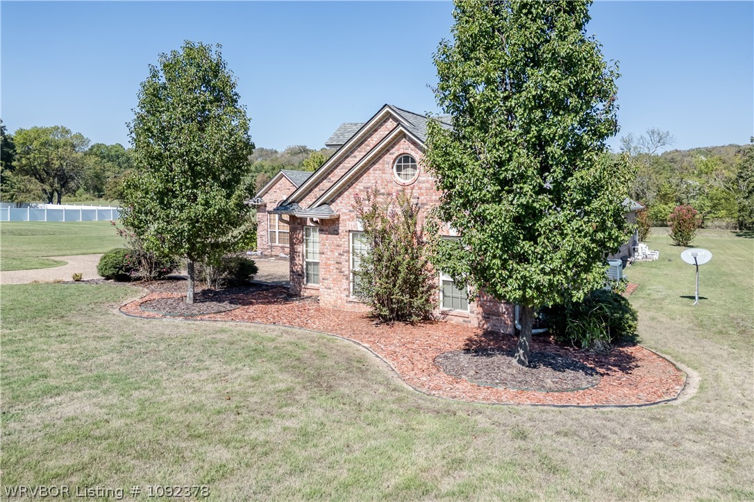 main property photo 3