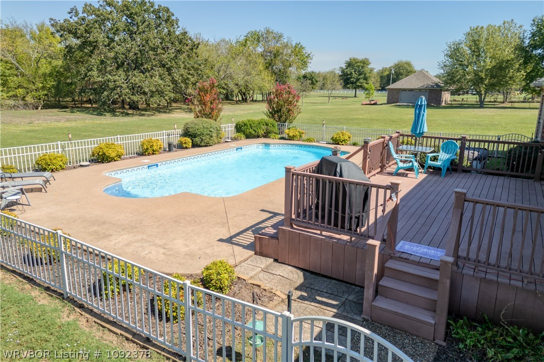 main property photo 35