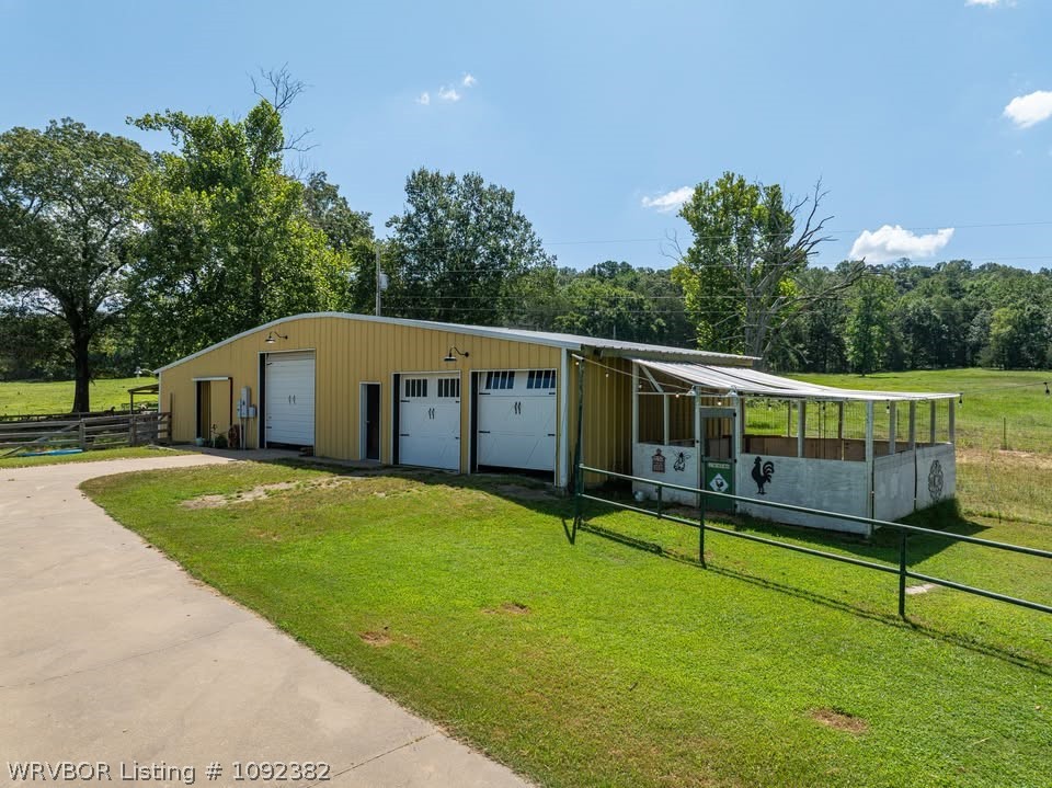 main property photo 41