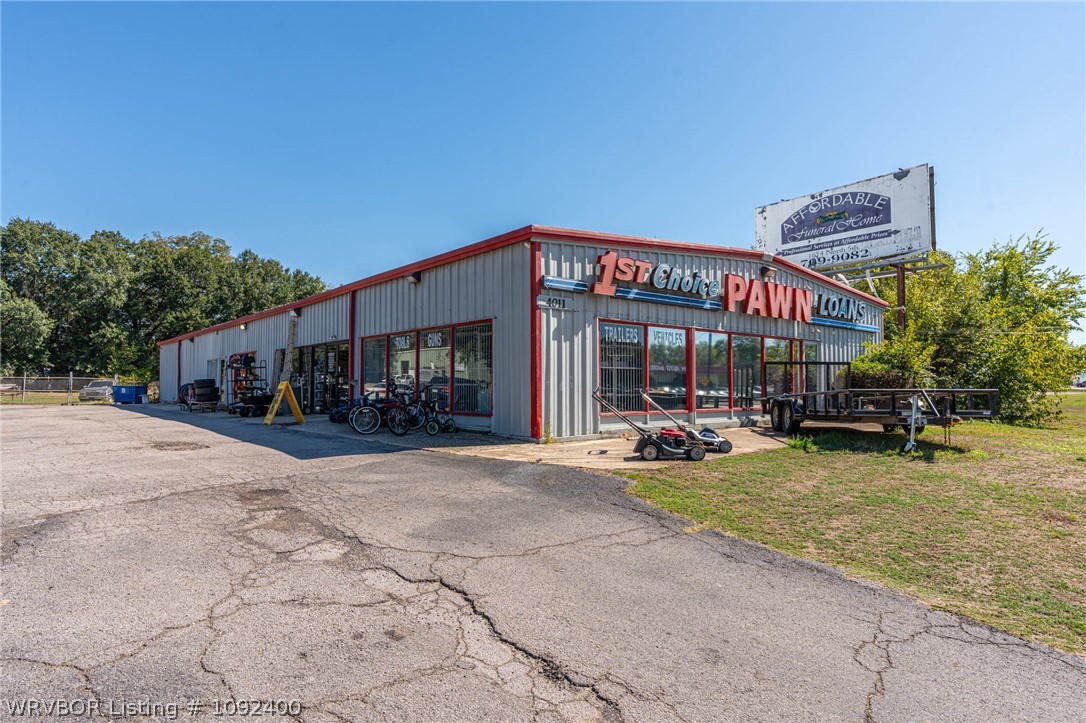 main property photo 0