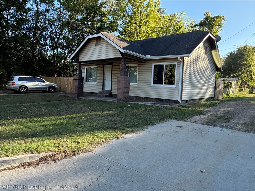 main property photo 0
