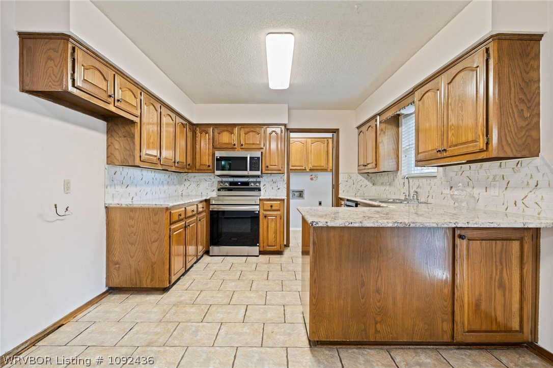 main property photo 12
