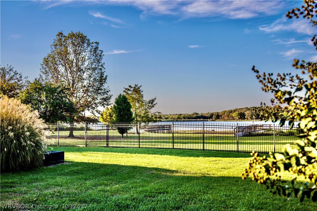 main property photo 20