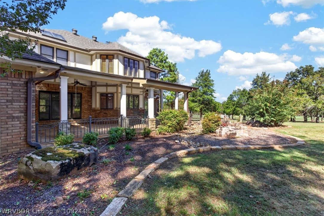 main property photo 13