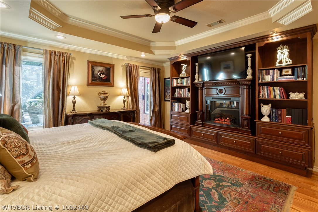 main property photo 25