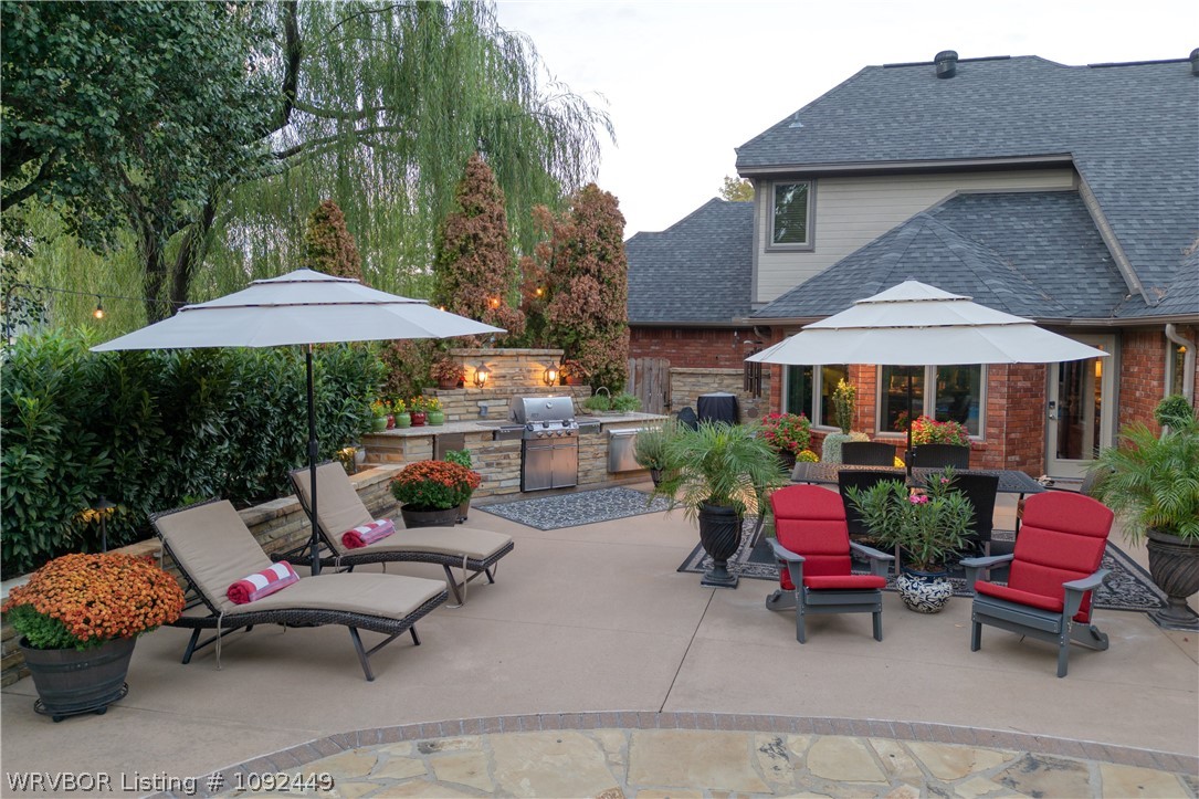 main property photo 42