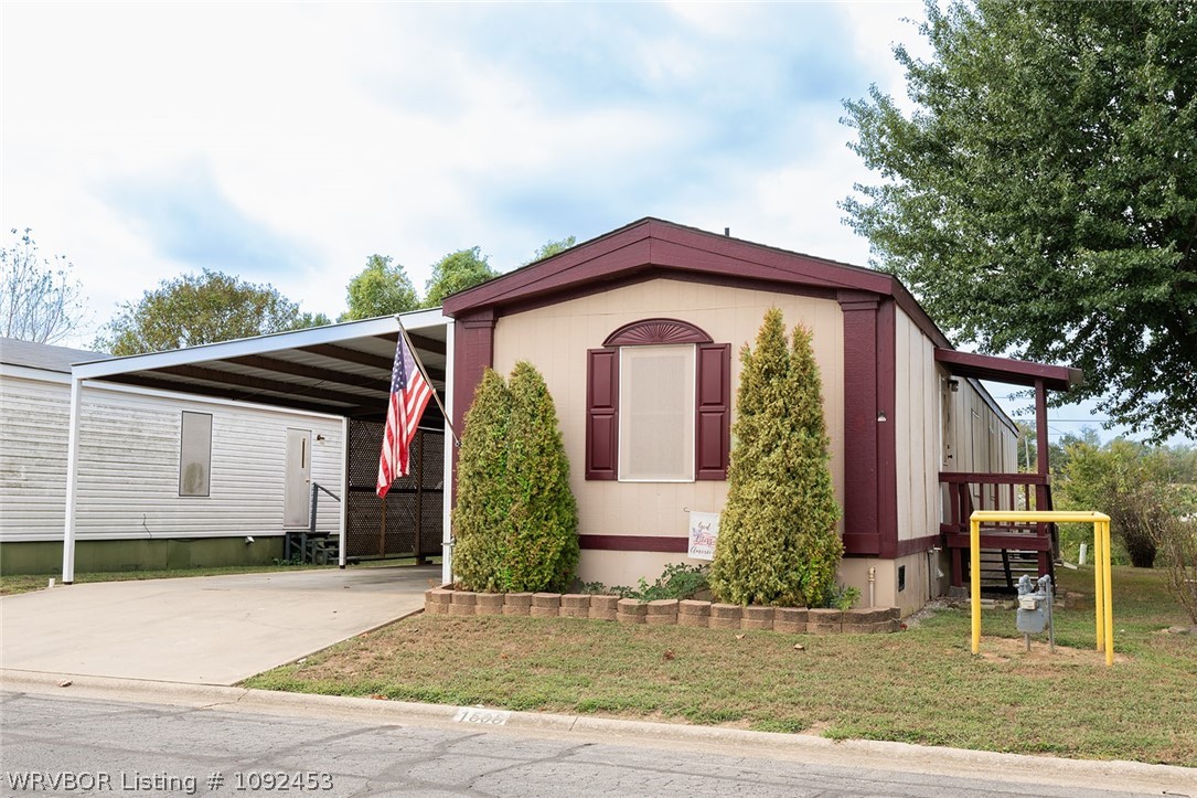 main property photo 2