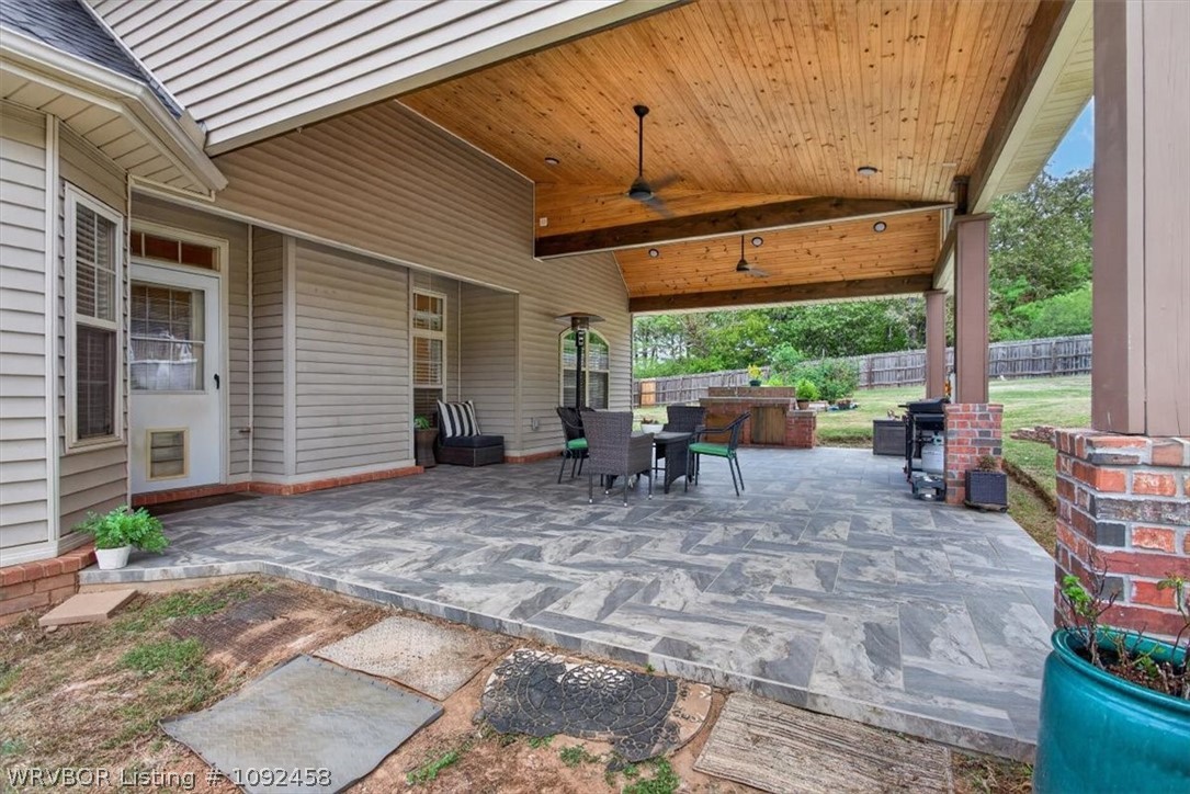 main property photo 41