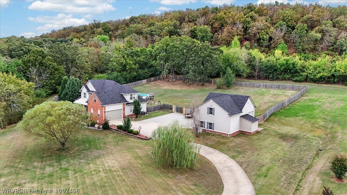 main property photo 8