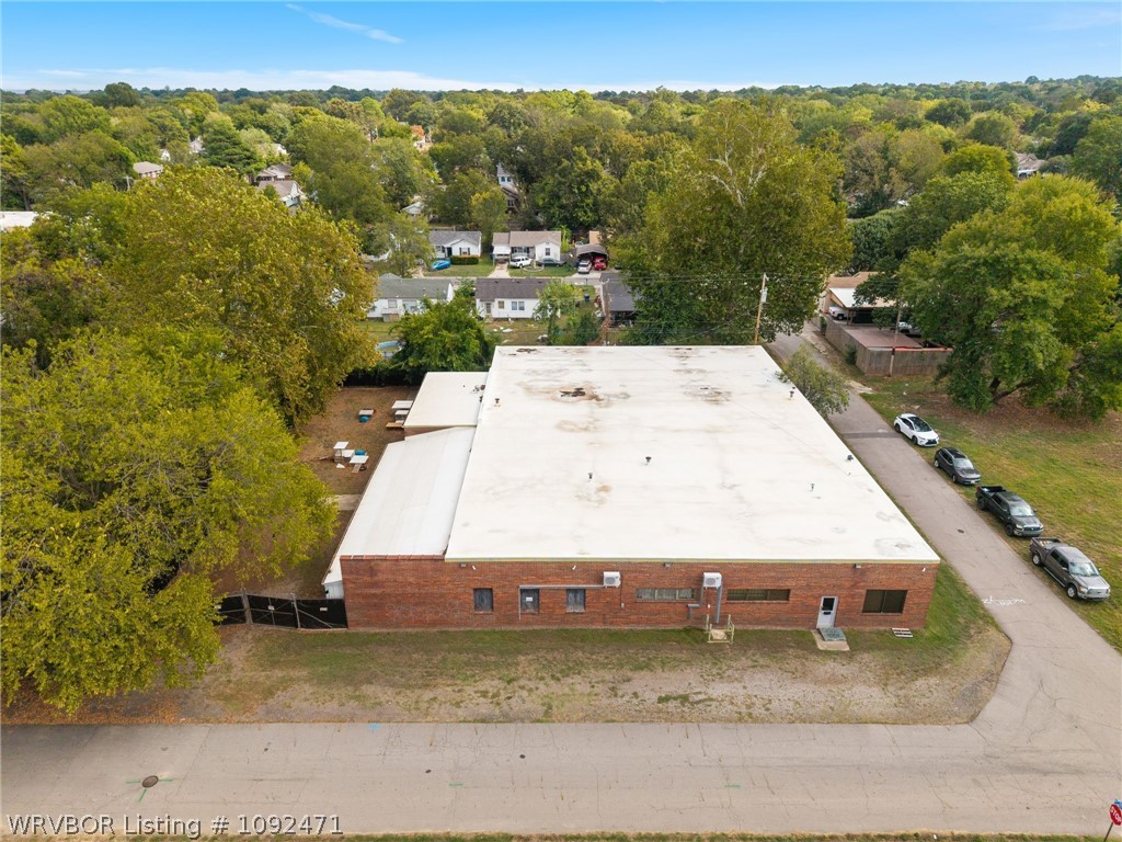 main property photo 23