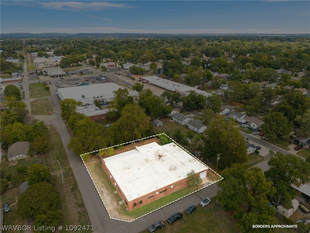 main property photo 30