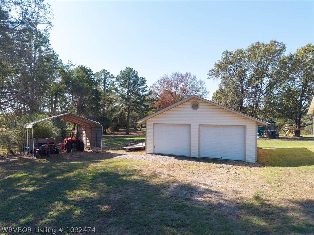 main property photo 37