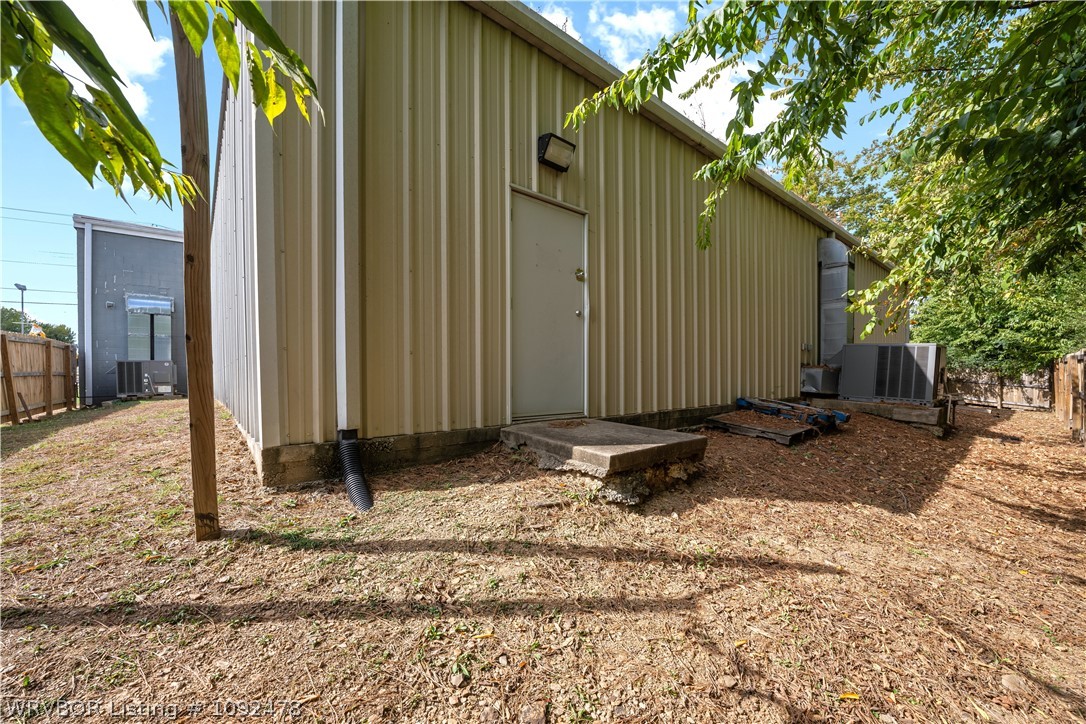 main property photo 23