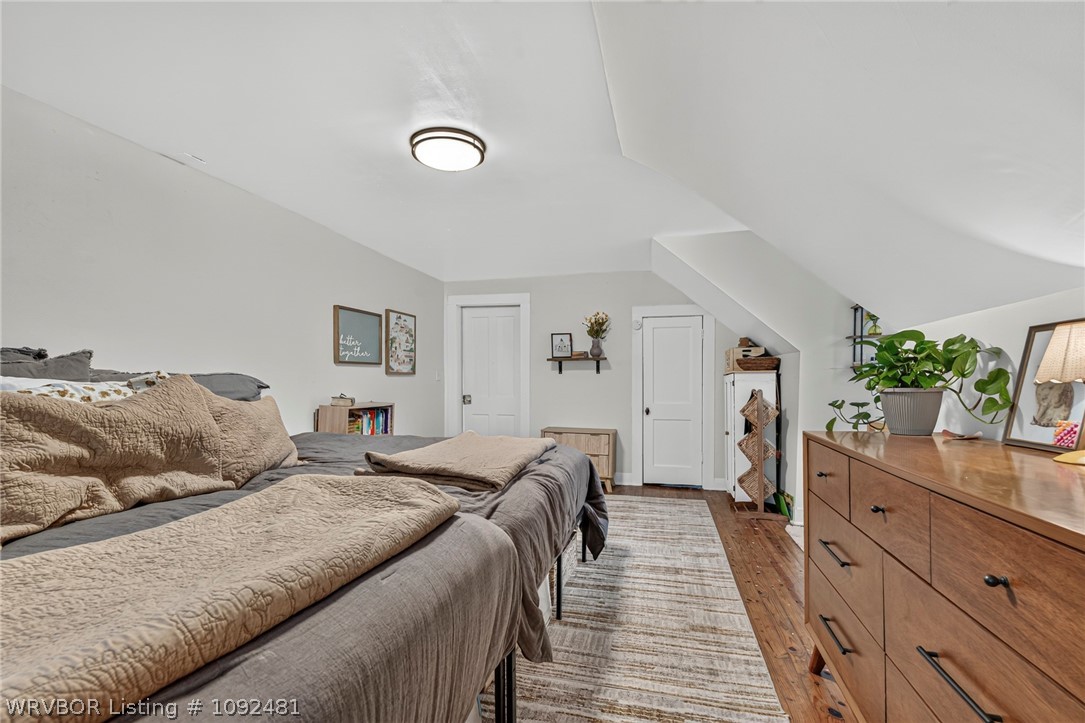 main property photo 51