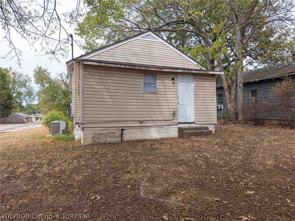 main property photo 13