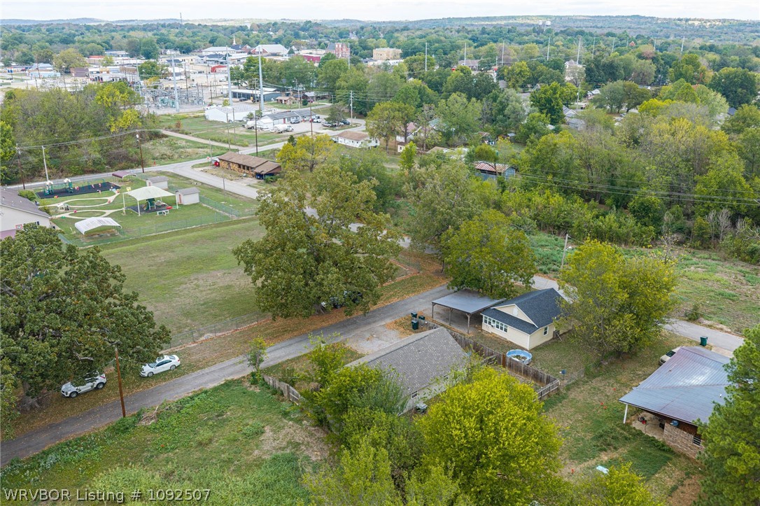 main property photo 36