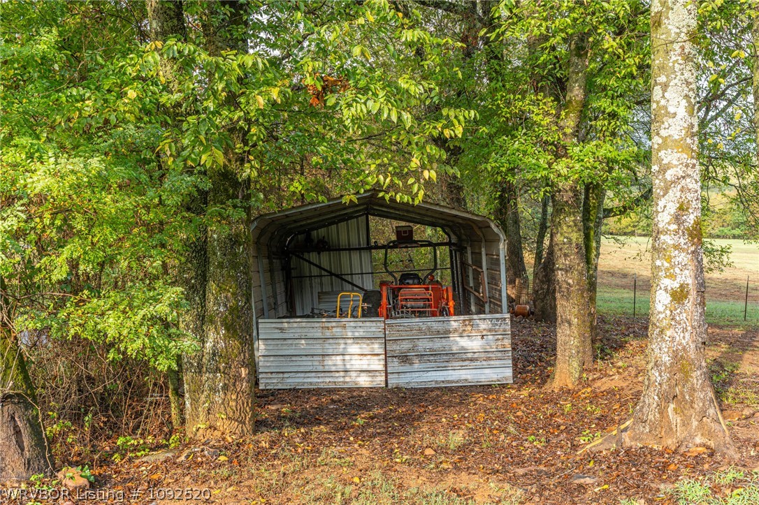 main property photo 32