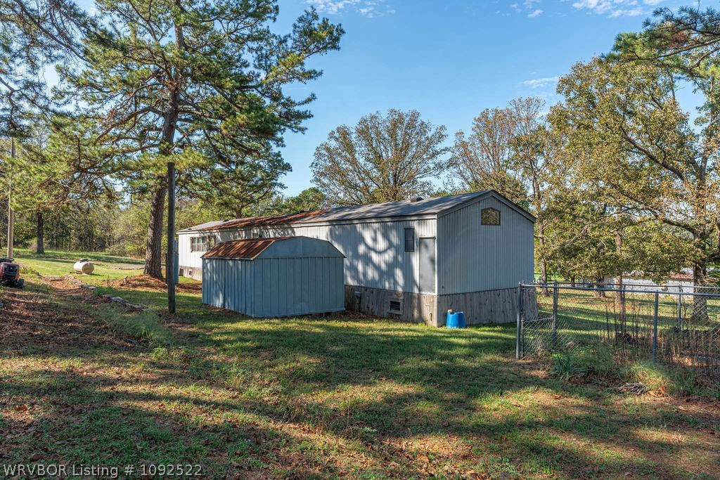 main property photo 28