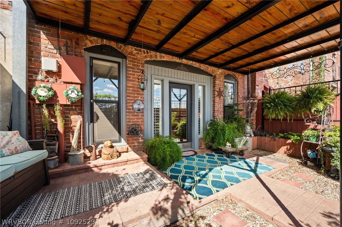 main property photo 31