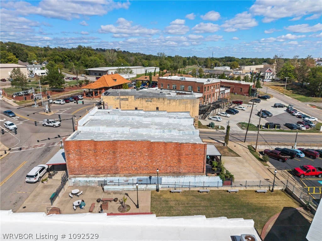main property photo 50