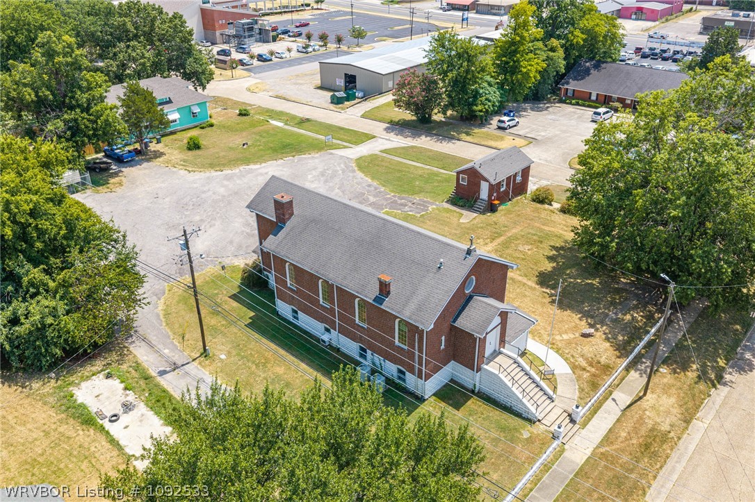 main property photo 11