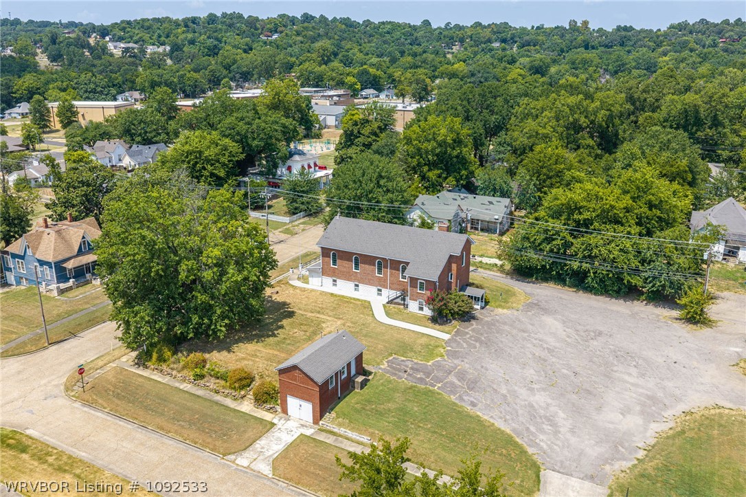 main property photo 12
