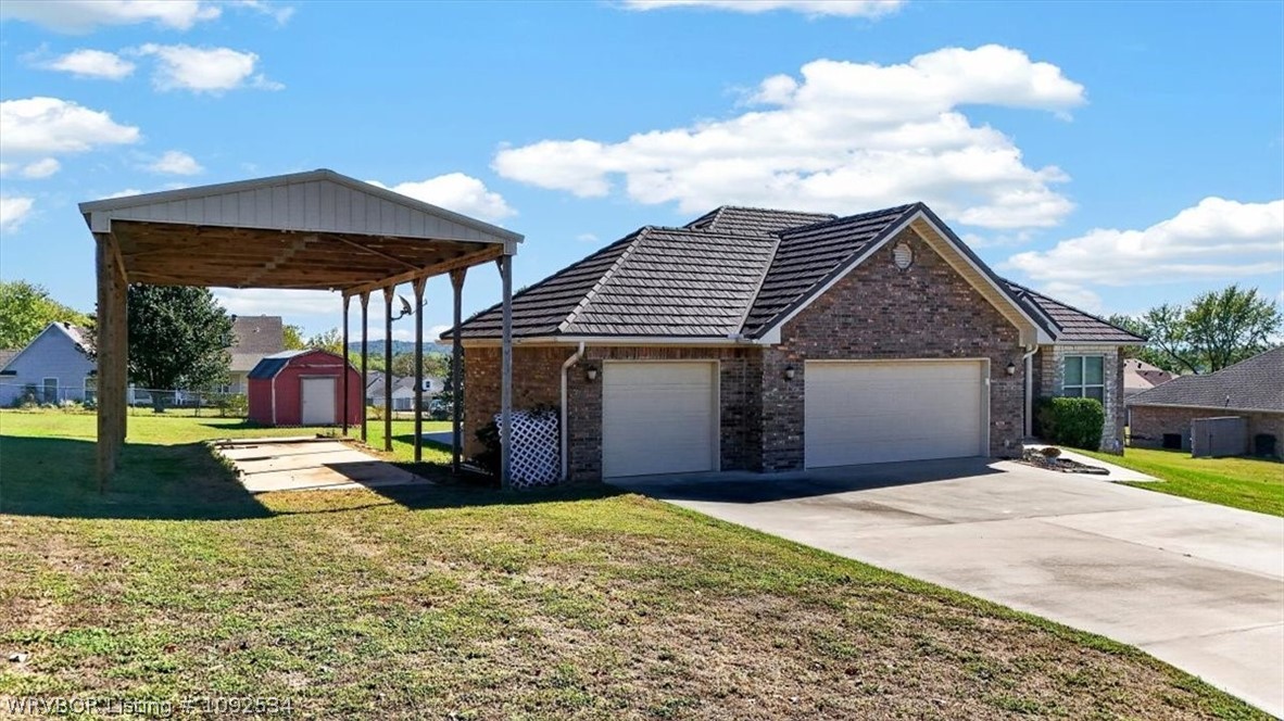 main property photo 46