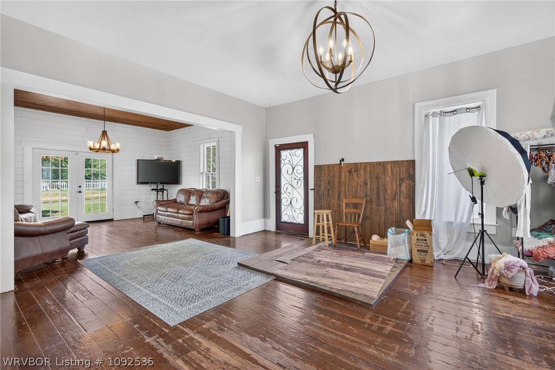 main property photo 17