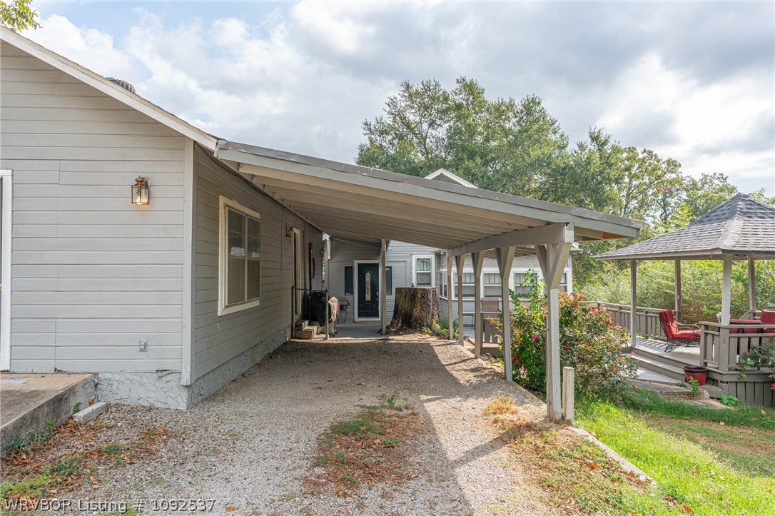 main property photo 33
