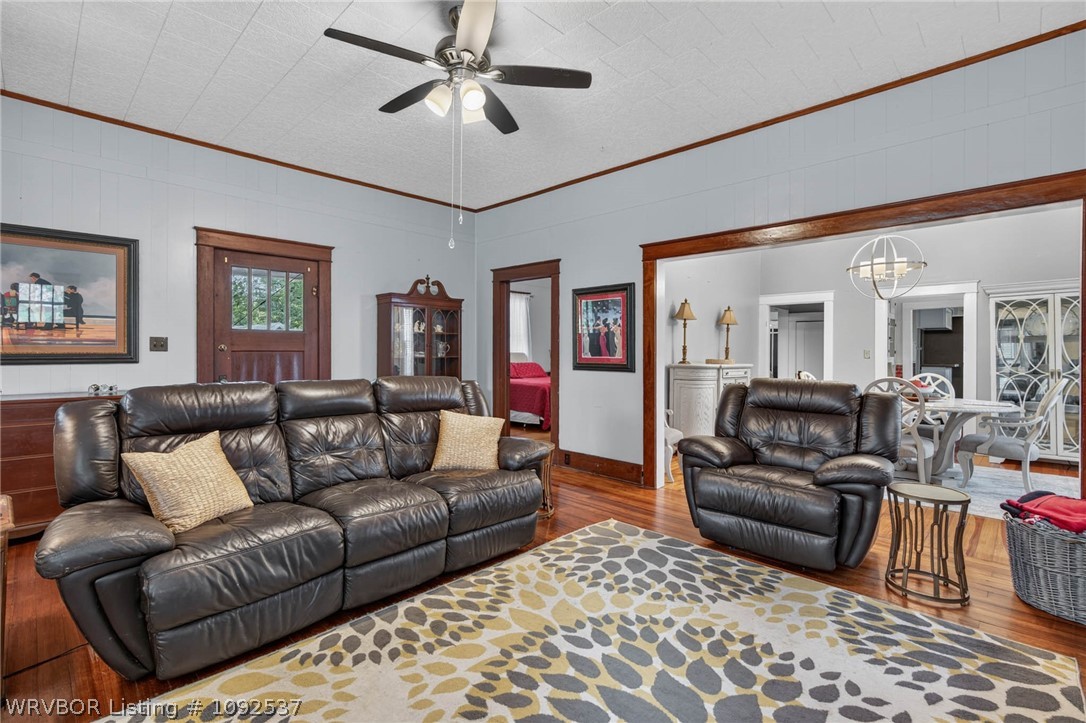 main property photo 6