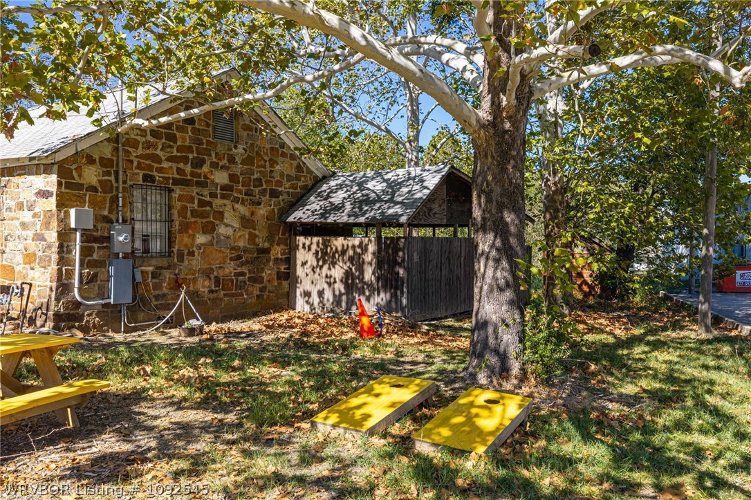 main property photo 22