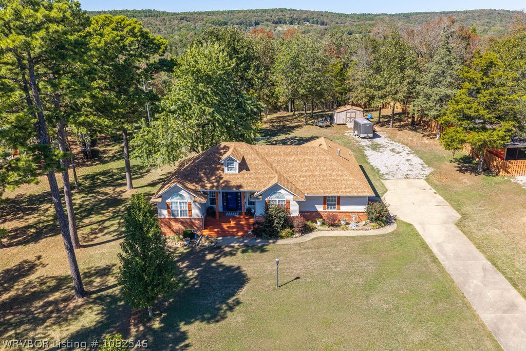 main property photo 40