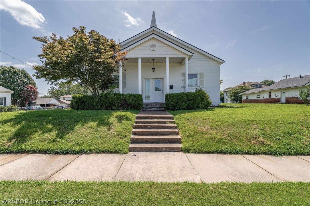 main property photo 0