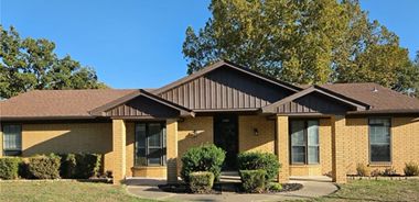 image of property with 3 Bed | 2 Bath | 1,584 Sqft