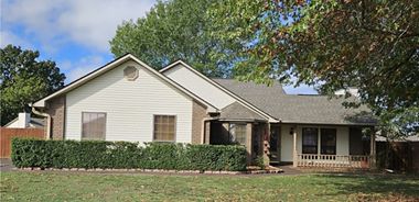 image of property with 3 Bed | 2 Bath | 1,459 Sqft