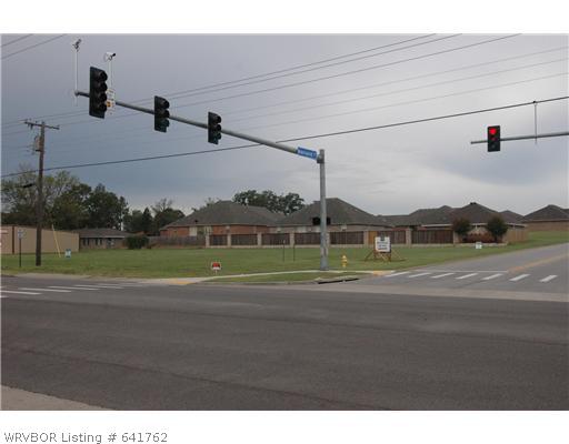 main property photo 6